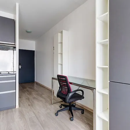 Apartment 27 - Le Lokup - Wifi - Proche Tram Reims